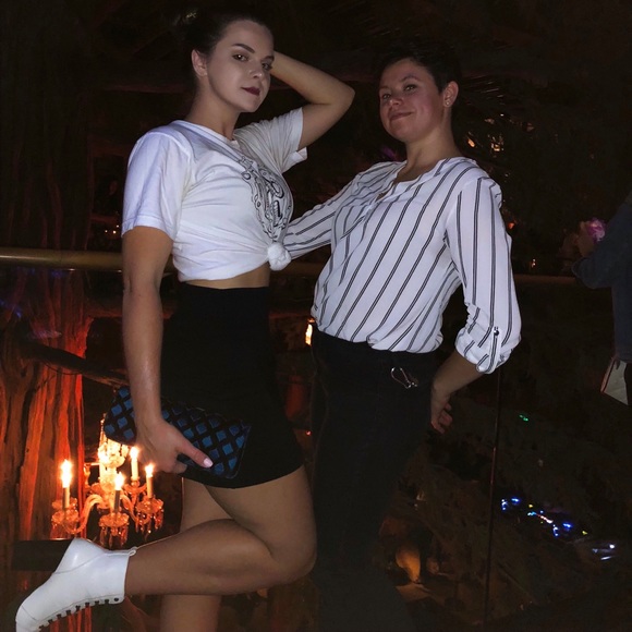 Meet your Posher, Julianna - Picture 6 of 8